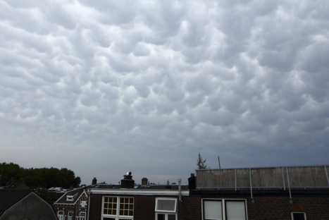 wolkendek_boven_utrecht_medium